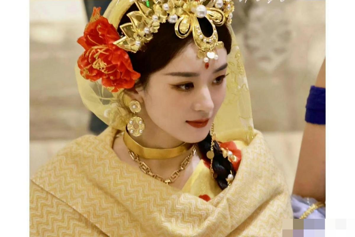 鞠婧祎赵丽颖角色混剪,鞠婧祎和赵丽颖的合拍视频