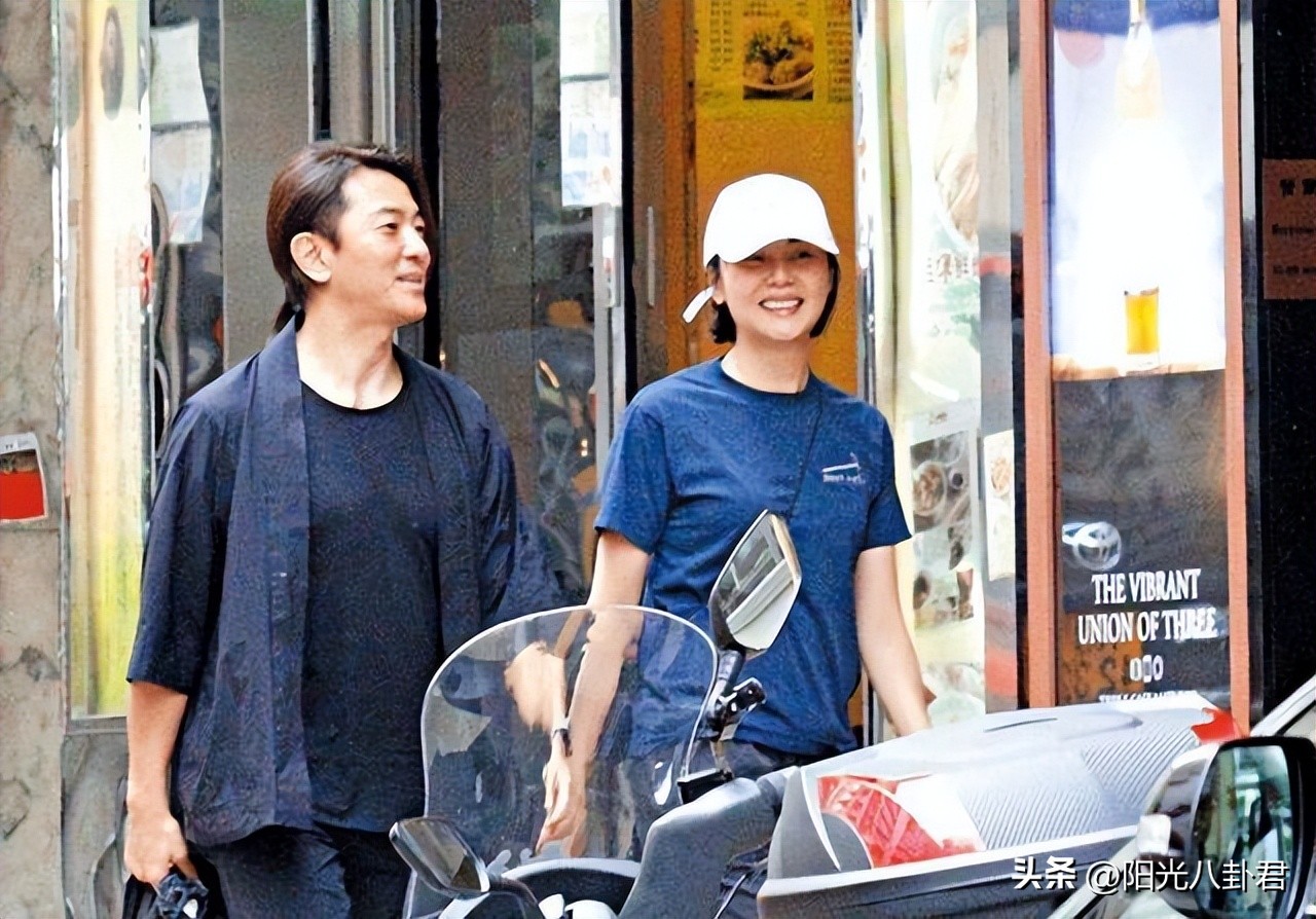 12位港星豪宅,定居内地的10位过气港星