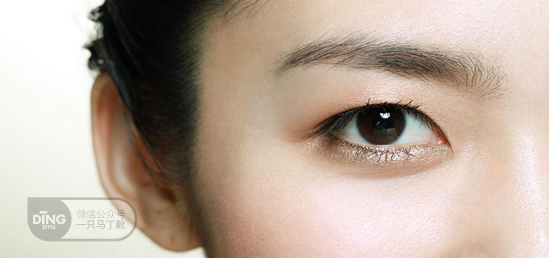 为什么画完眼影感觉眼睛变小了,什么人不适合亮闪眼影