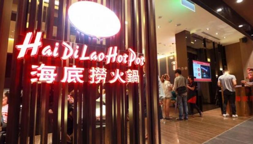 一个女孩从服务员到月入2万,从一个服务员到现在身价百万的她