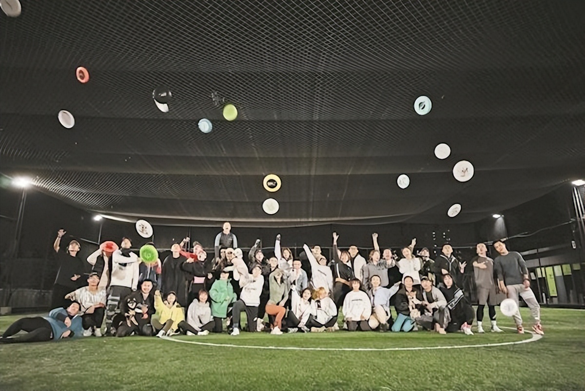 飞盘是怎么运动的,极限飞盘是什么运动