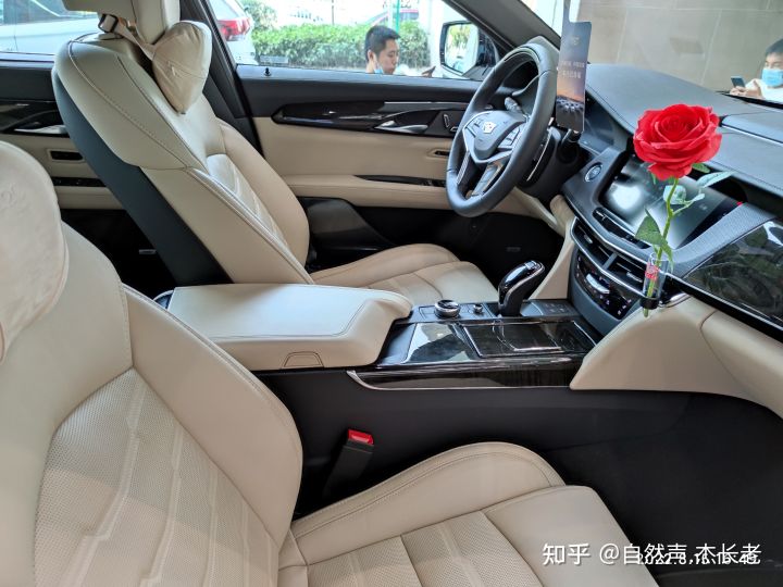 高端汽车车内音响,车载顶级音响效果试听