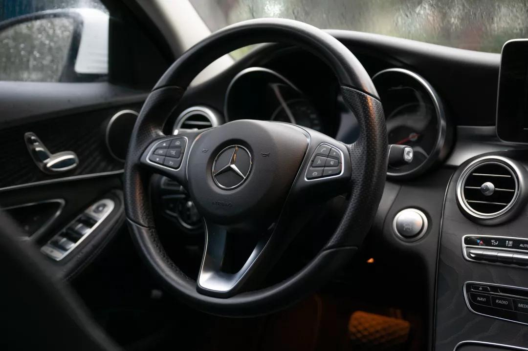 奔驰c200瓦罐6万公里二手价格,奔驰瓦罐c200