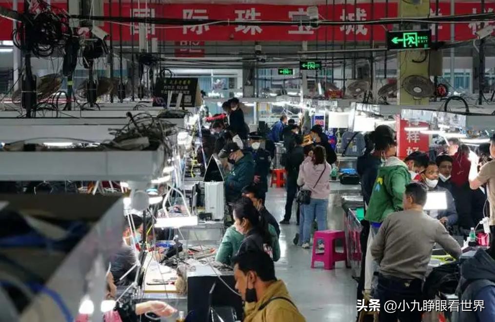 云南旅游一女的买石头,云南旅游必买石头