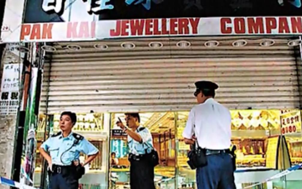 香港乱不乱我说了算？香港狂人季炳雄，遭全球通缉为何只判17年