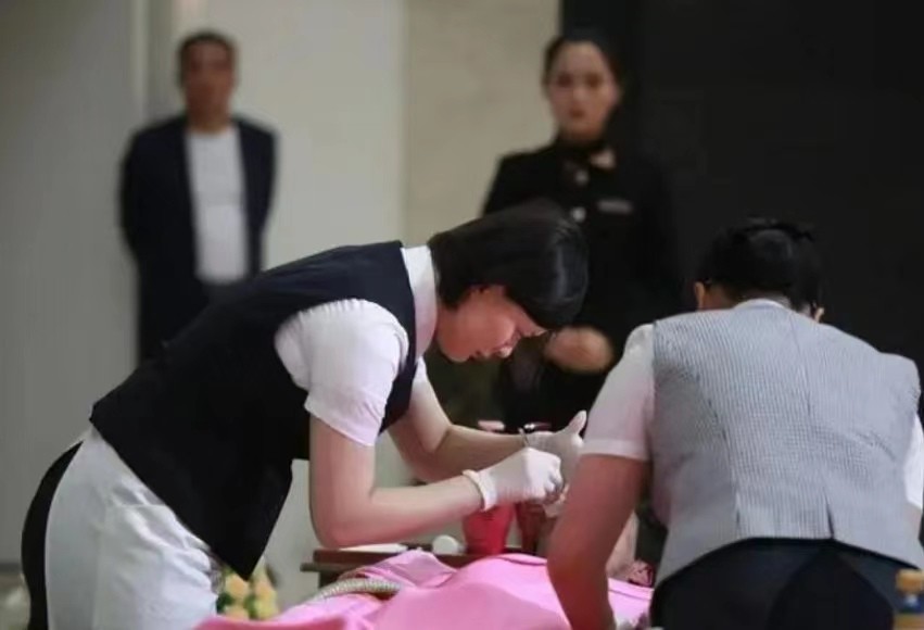 80后入殓师：每年处理5000具遗体，从不参加婚礼，被亲妈嫌弃晦气