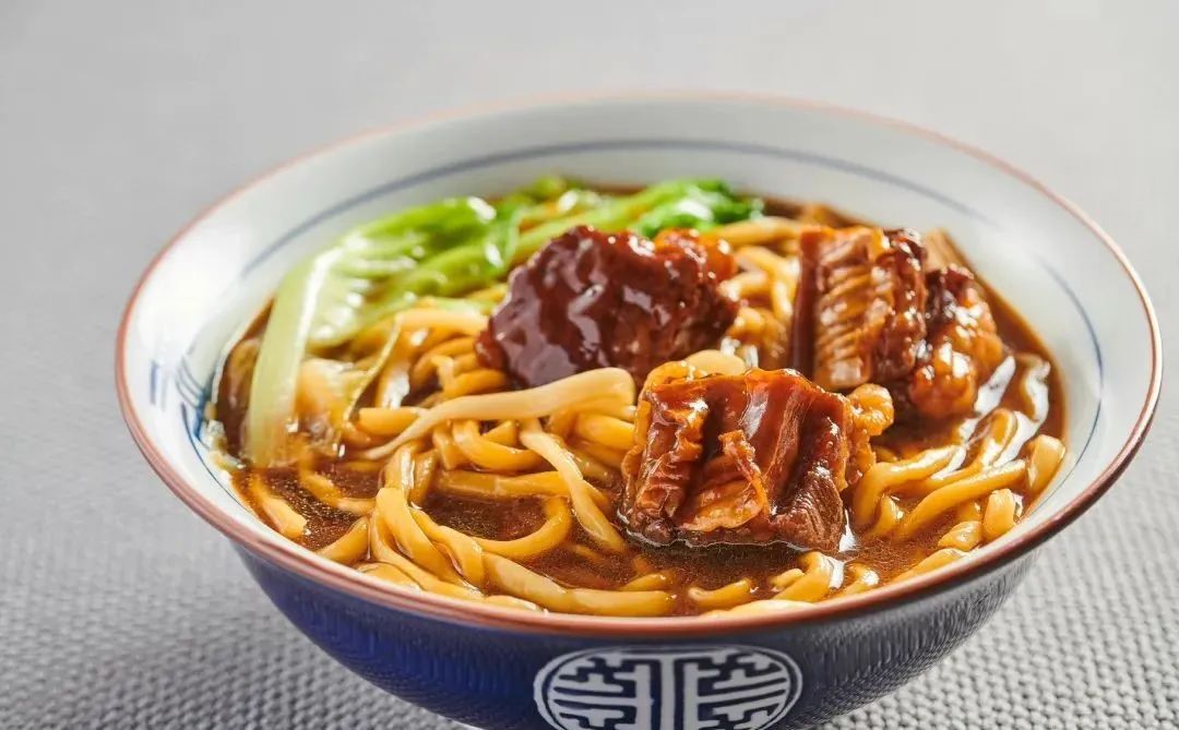 餐饮扎堆街道能开生鲜嘛,餐企现状