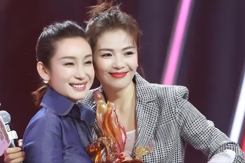 王珂破产欠四亿，刘涛找到秦海璐借钱，秦海璐做的事让她很意外