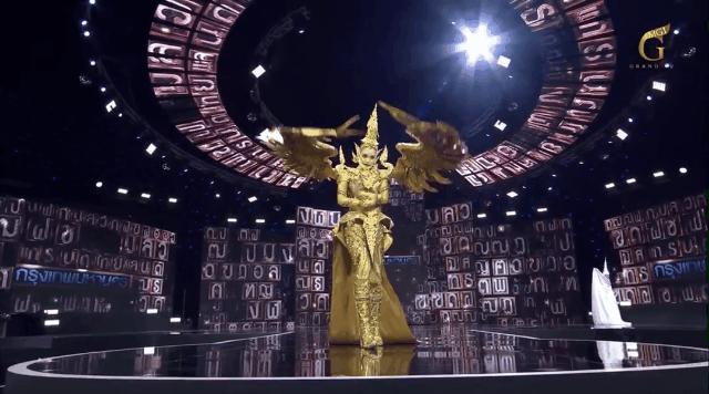 恐怕是地球最抓马的时装秀|MetGala小意思