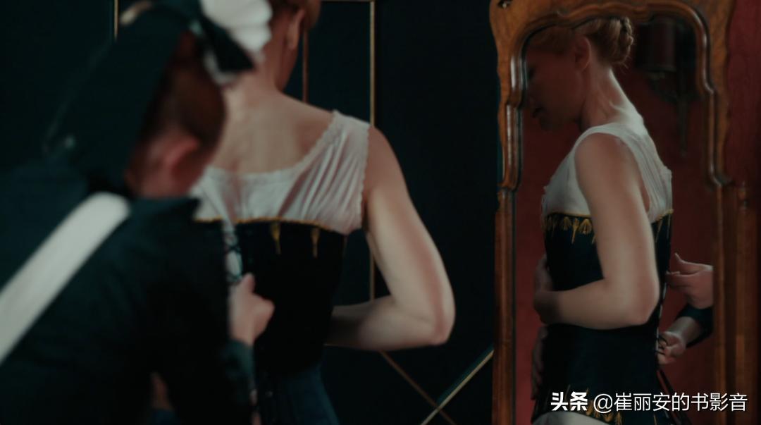 鎶栨．鍩冨鍏嬫柉,鎶栨．涓绘紨鏂板墽鍩冨鍏嬫柉涔嬭泧