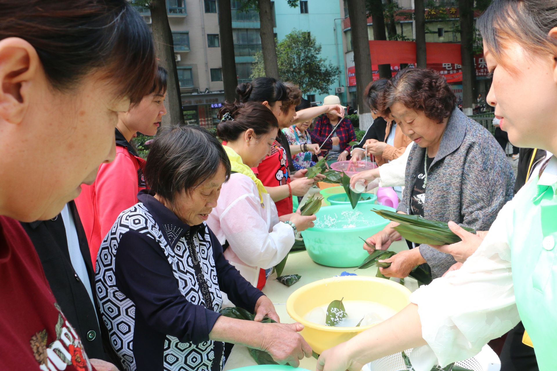 说了你也许不相信，湖北空压机厂竟然是从铁匠铺发展起来的