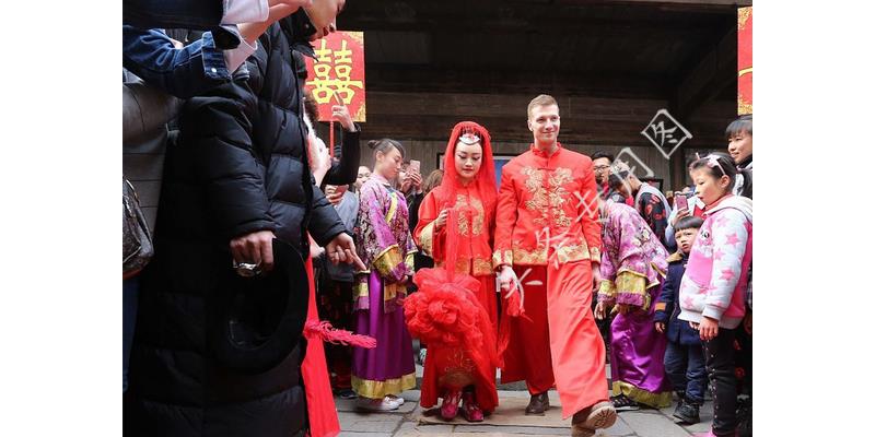 因一块红烧肉，7旬岳父让女婿滚，4年后岳父悔悟，女婿：不会原谅