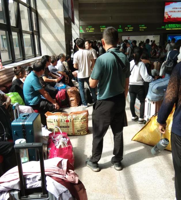 今天南昌到海南飞机票多少钱,今天南昌到珠海飞机票