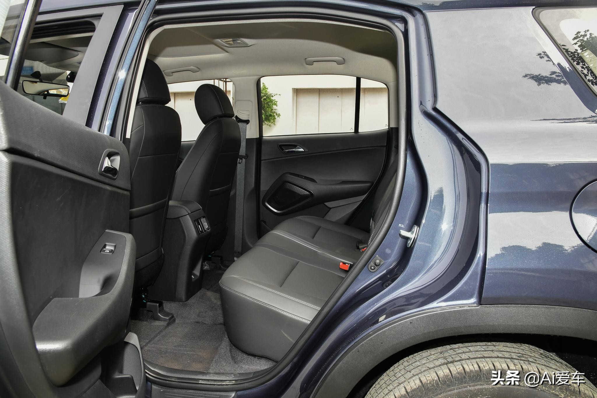 最新款的现代ix35值得买吗,2.0l+6at车型