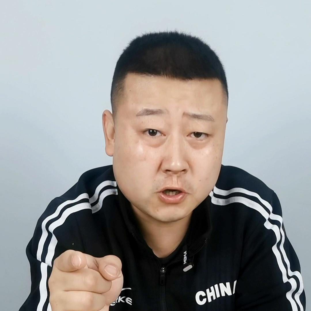 把这个往大肚腩上一贴，瞬间就能出油？#陈大胆测评