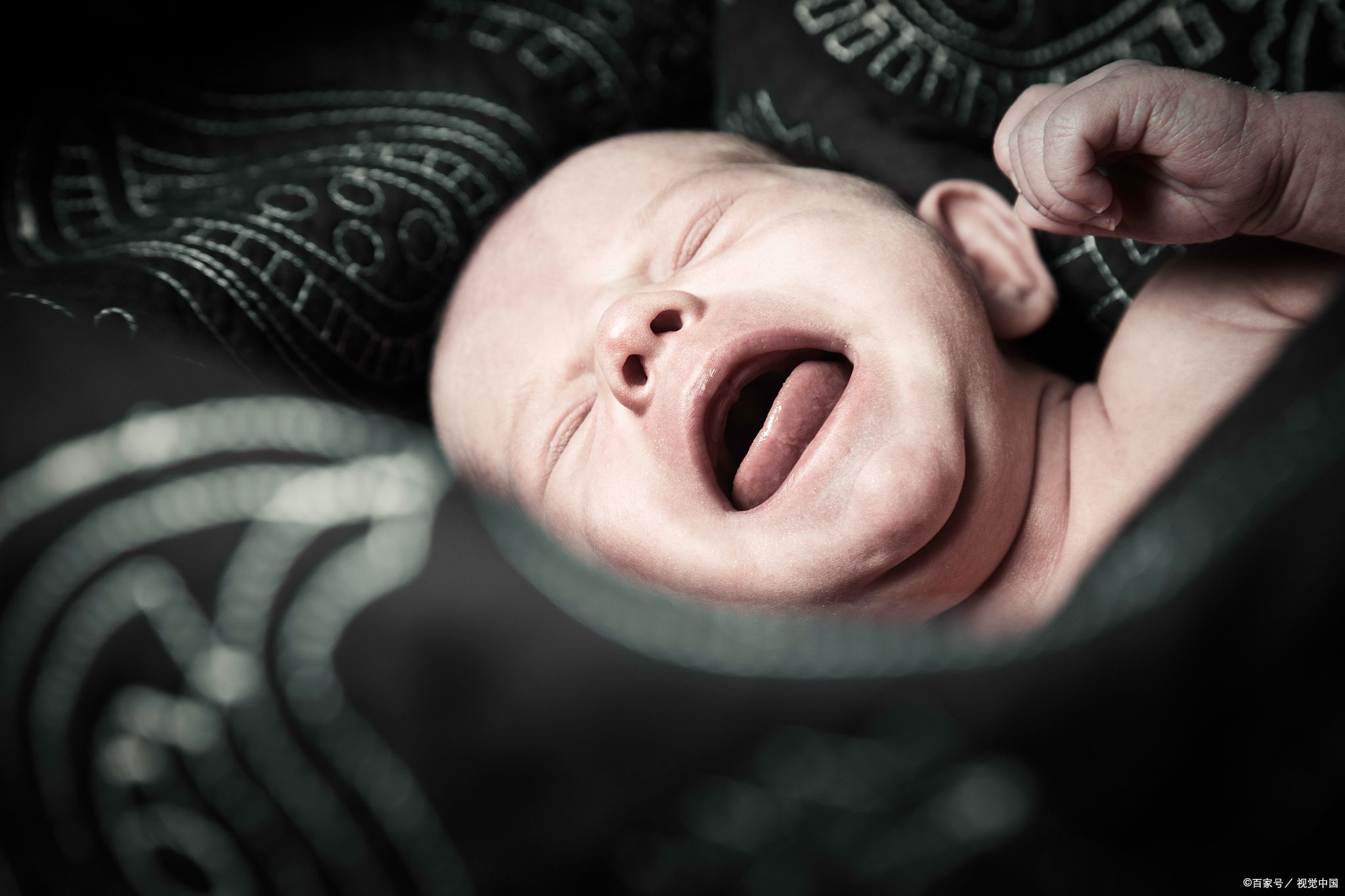 宝宝总说害怕怎么解决,在家总感觉害怕有恐惧感什么原因