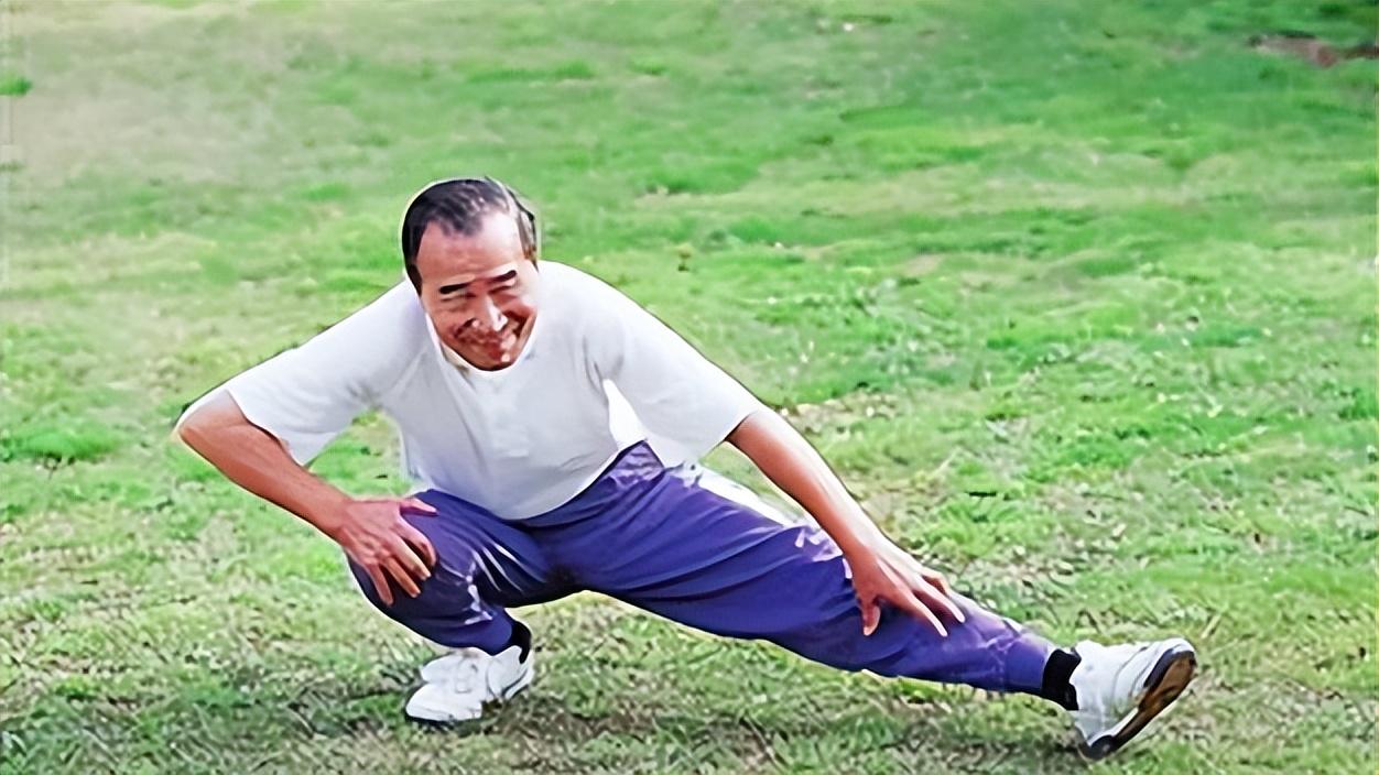 老人骨密度低的危害,老年人骨质疏松是正常人的几倍