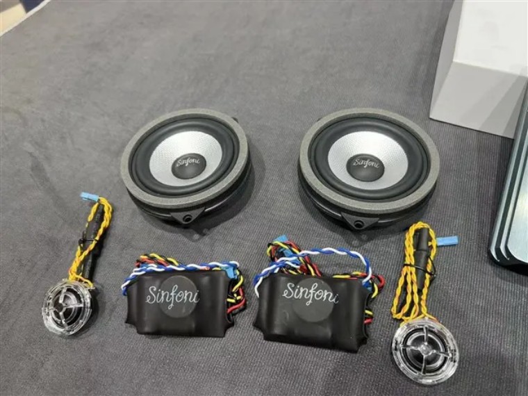 宝马5系改波士顿音响,喀什老款宝马5系音响改装