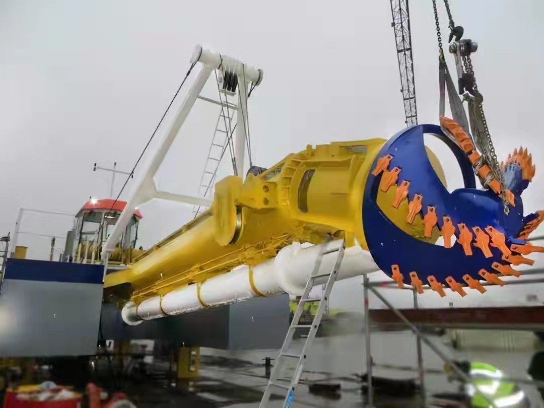 美济礁渚碧礁和永暑礁最新卫星图,南海不沉的航母是指哪个岛礁