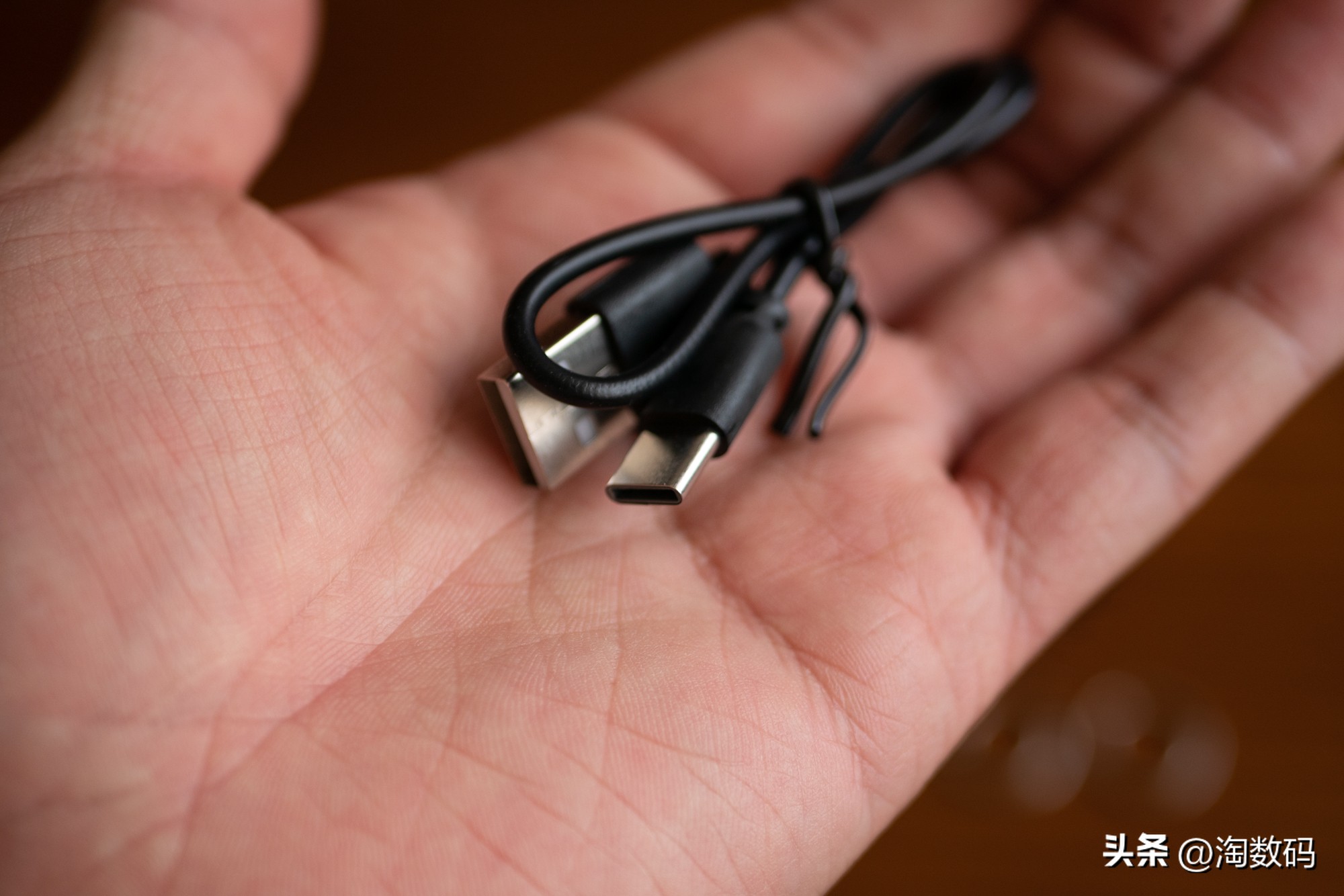 开酒瓶钥匙扣挂件最新款,开啤酒瓶钥匙扣挂件