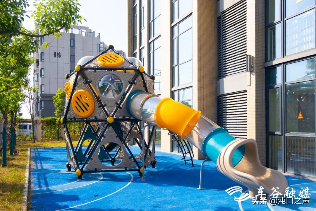 开发区四小新校区,烟台开发区四中新校区