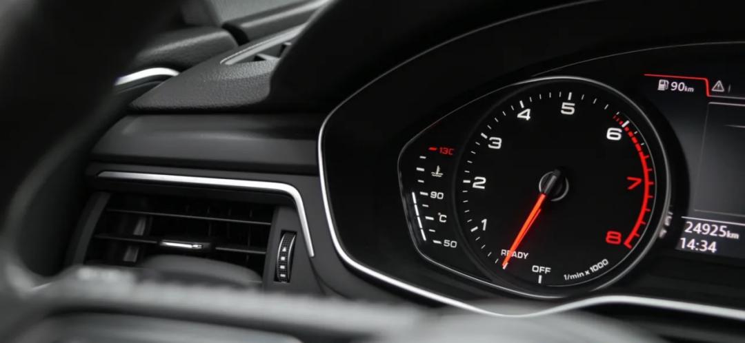 奥迪a4l 3.2 fsi quattro 旗舰型 (2019奥迪a4l quattro二手价格)