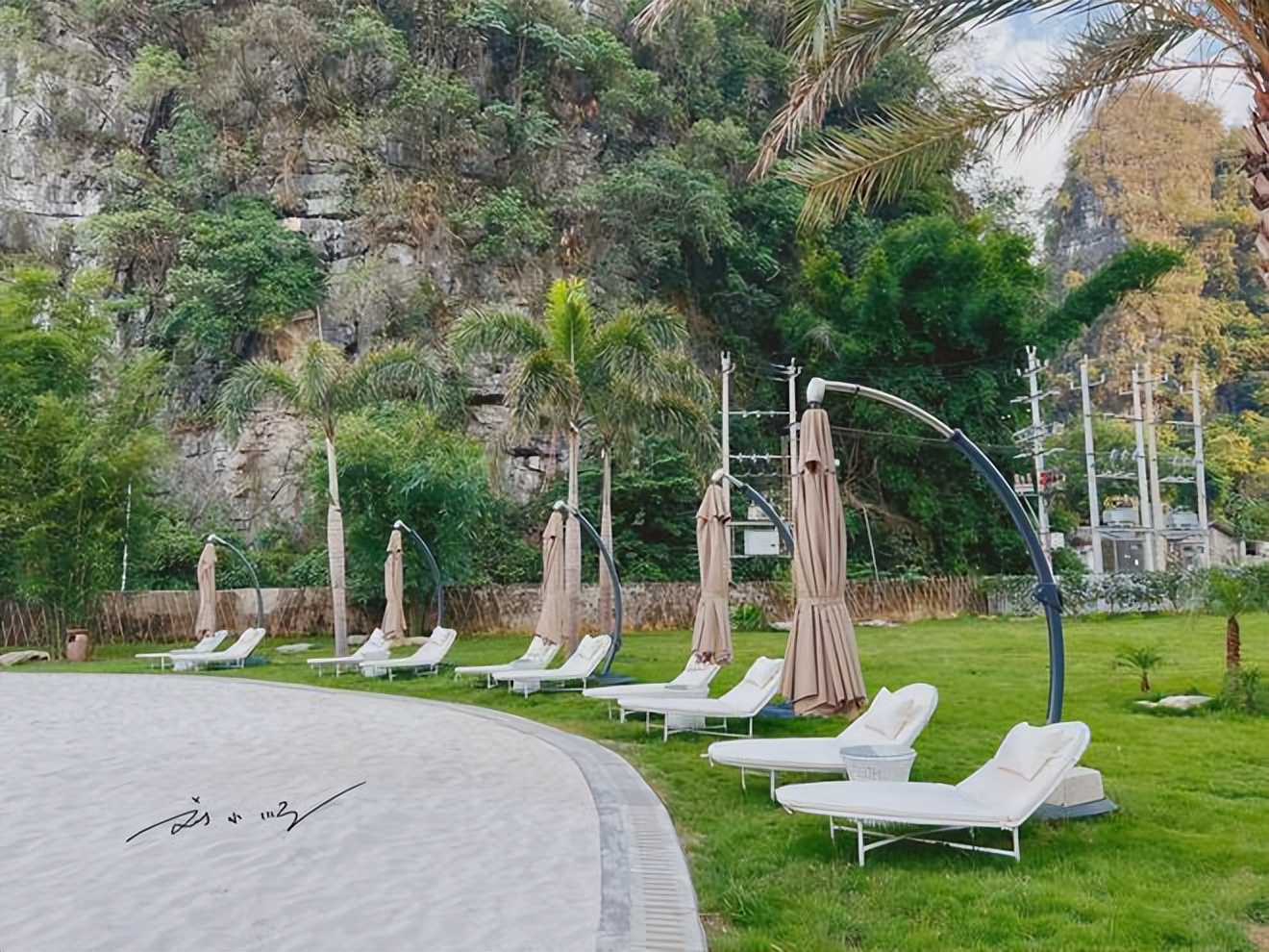 广西桂林的“网红帐篷酒店”，住在星空下，一晚上千元还供不应求