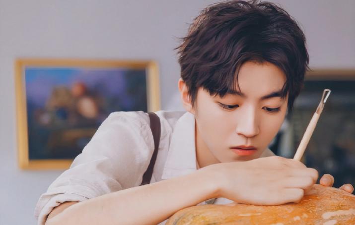 王俊凯华表奖人缘,王俊凯娱乐圈人缘