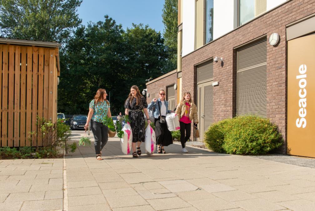 英国留学出发前的行李清单,英国留学登机行李只能带一件吗