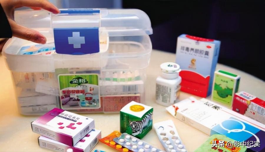 男子为救老太压断12根肋骨第二集,男子抢救老太压断12根肋骨被起诉