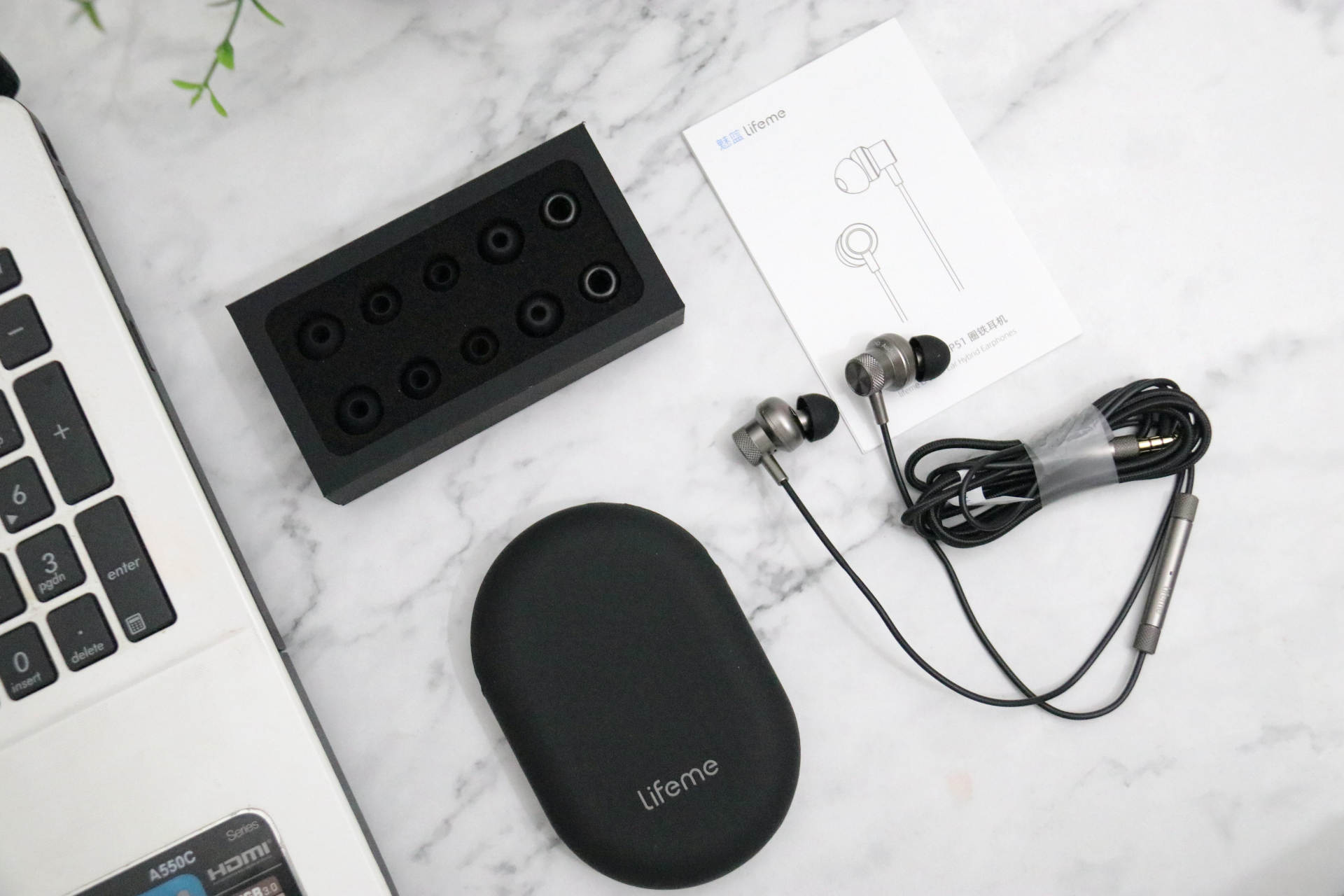 魅蓝flymelp51圈铁耳机上手体验,魅蓝lp51圈铁耳机测评