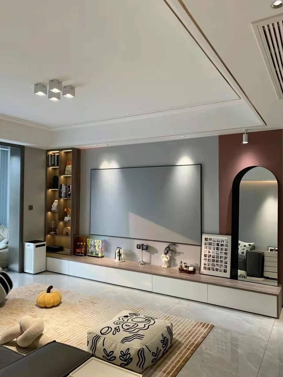 电视背景墙用啥高端大气上档次,电视背景墙用什么材质最简单大气