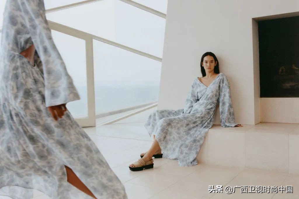 很热怎么穿,夏季天热怎么穿才够时尚