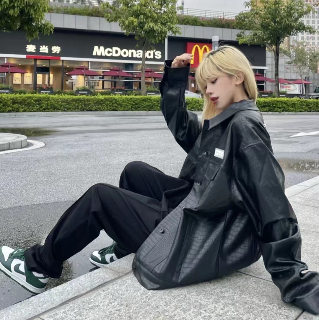 冬季黑色皮衣加棉高级感穿搭,黑色皮衣穿搭女秋冬