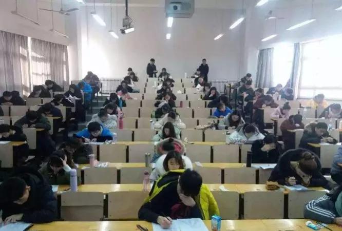 专升本考试疑似泄题哪些学校,专升本试卷泄露事件