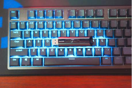 闪迪至尊高速usb3.0闪存盘,闪迪usb3.2至尊