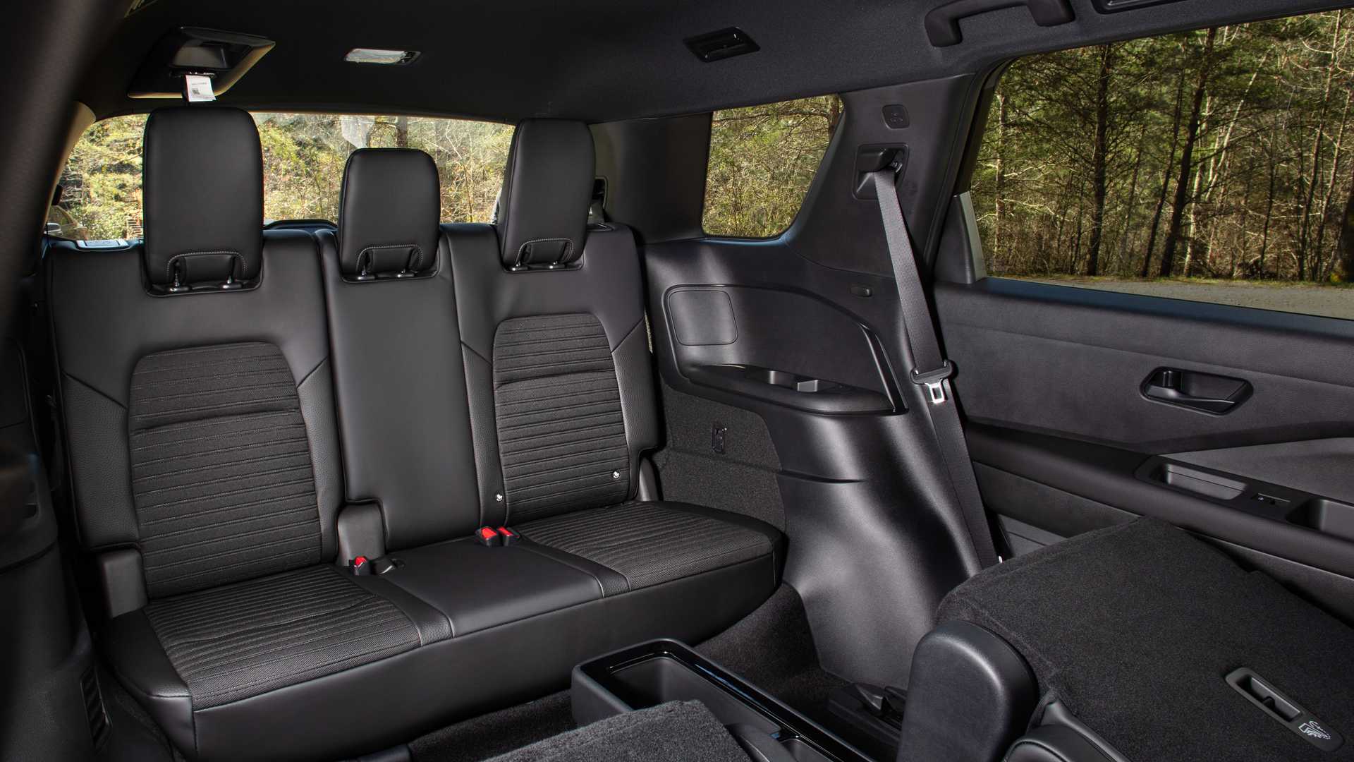 3.5l日产轿车,日产3.5探路者2024最新款