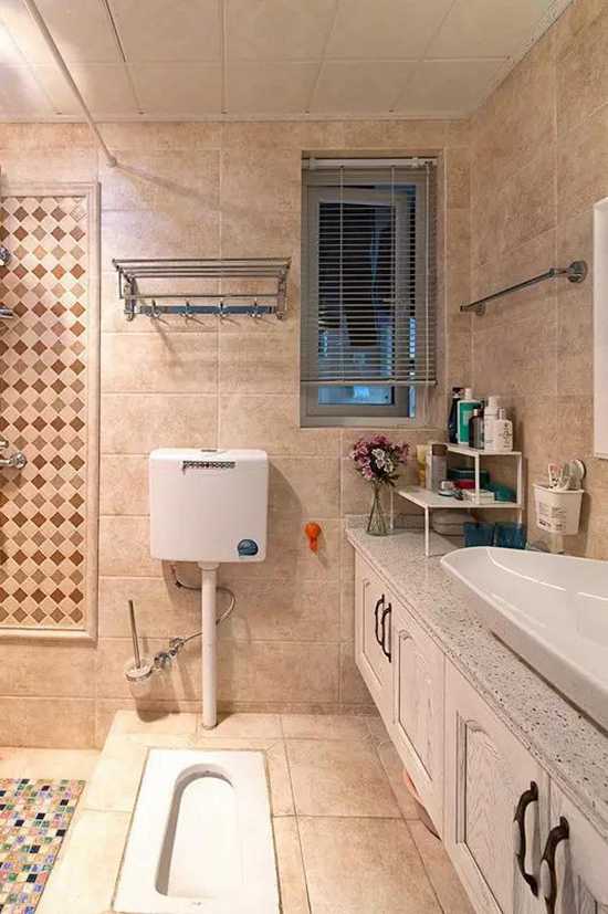 卫生间会漏水到楼下怎么补救,卫生间漏水在楼下怎么样处理