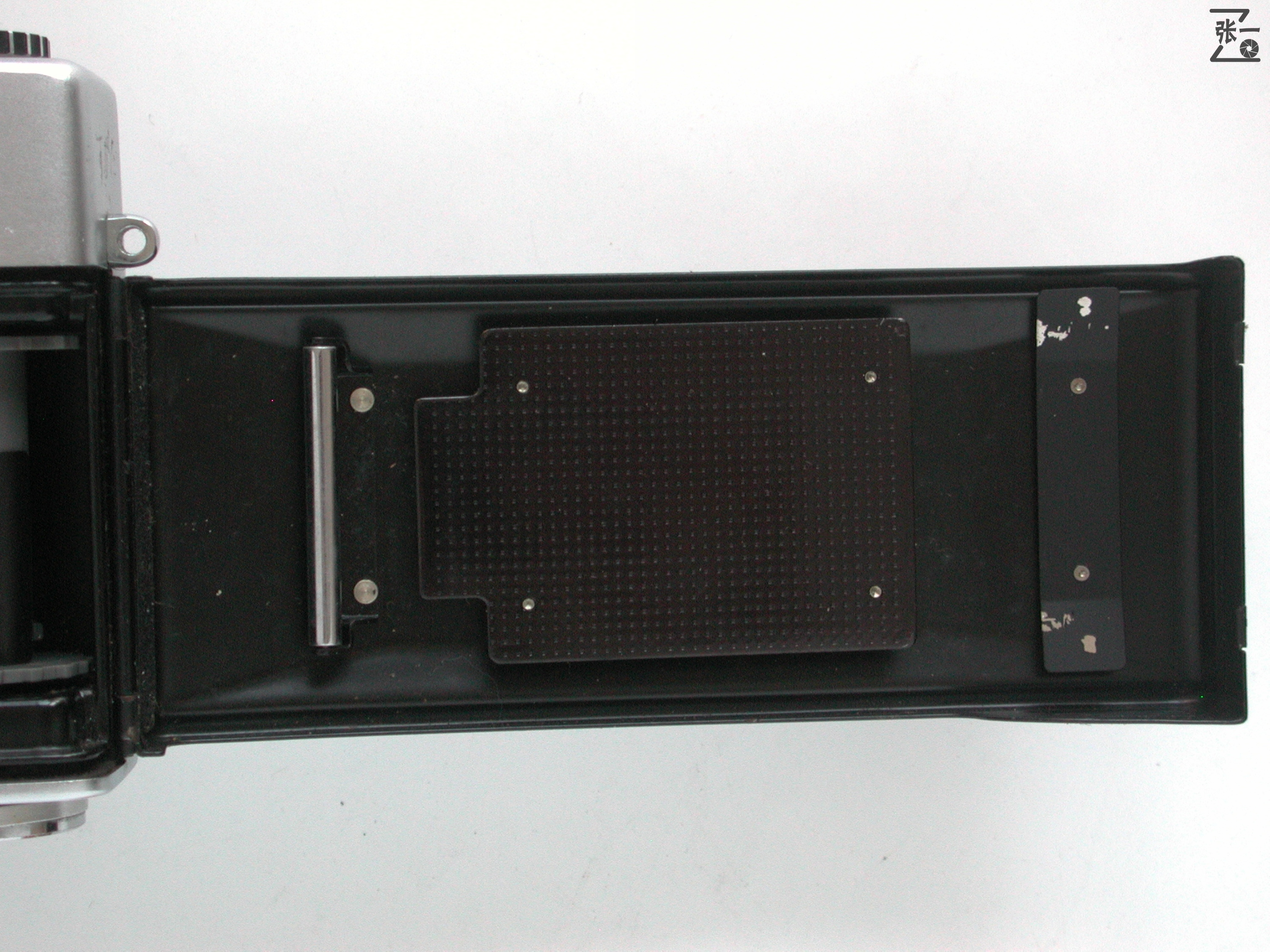 倒片旋钮在机身侧面的日本Fujica35Auto-M旁轴相机!1962年问世