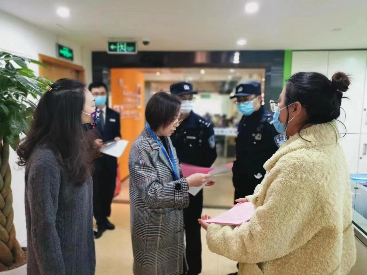 反诈守护居民钱袋子,反诈卫士全力守护群众钱袋子