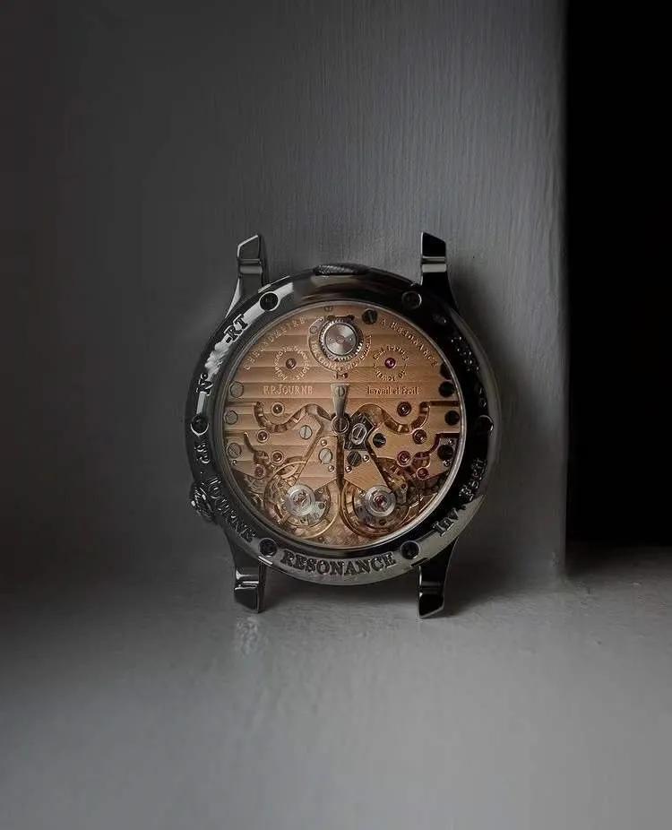 与被执行人有交易记录会被牵连吗,被抓以后和大佬谈生意