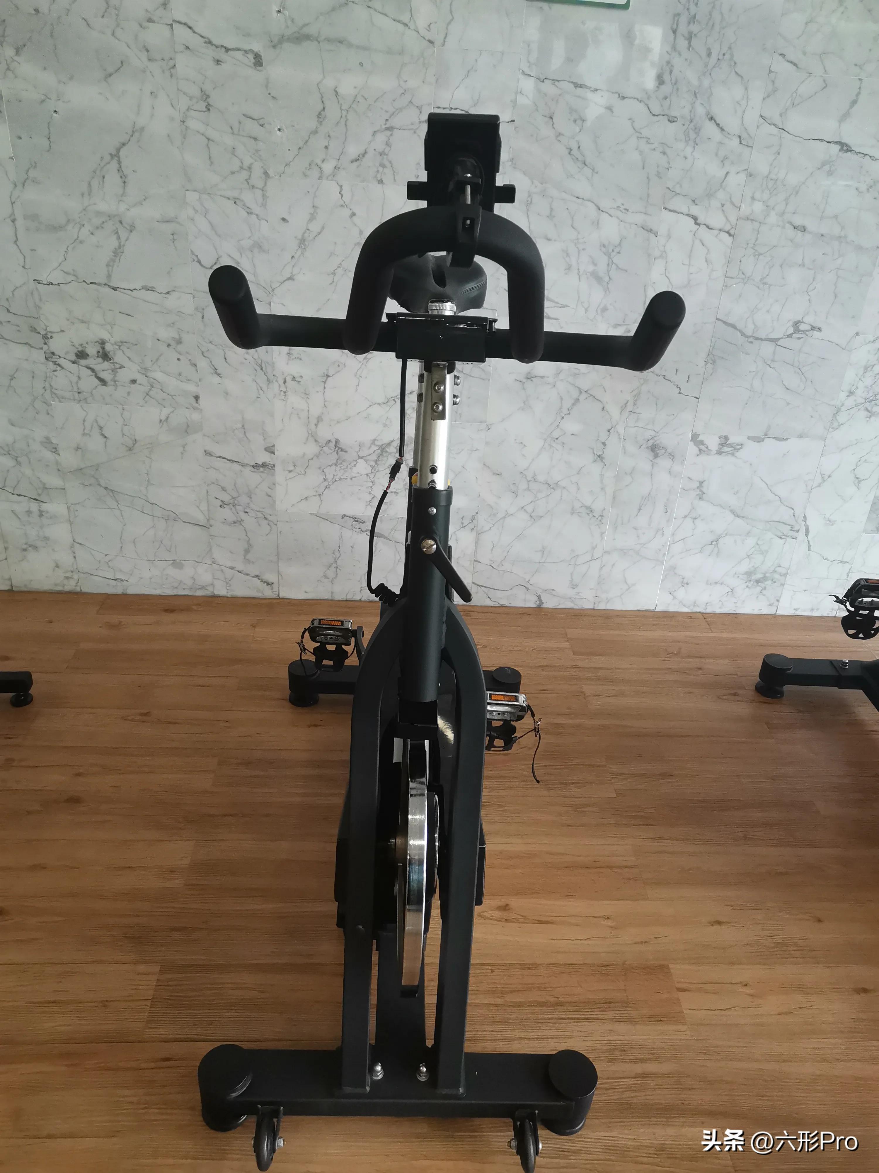 健身房力量训练器械有哪些,健身房器械入门全套