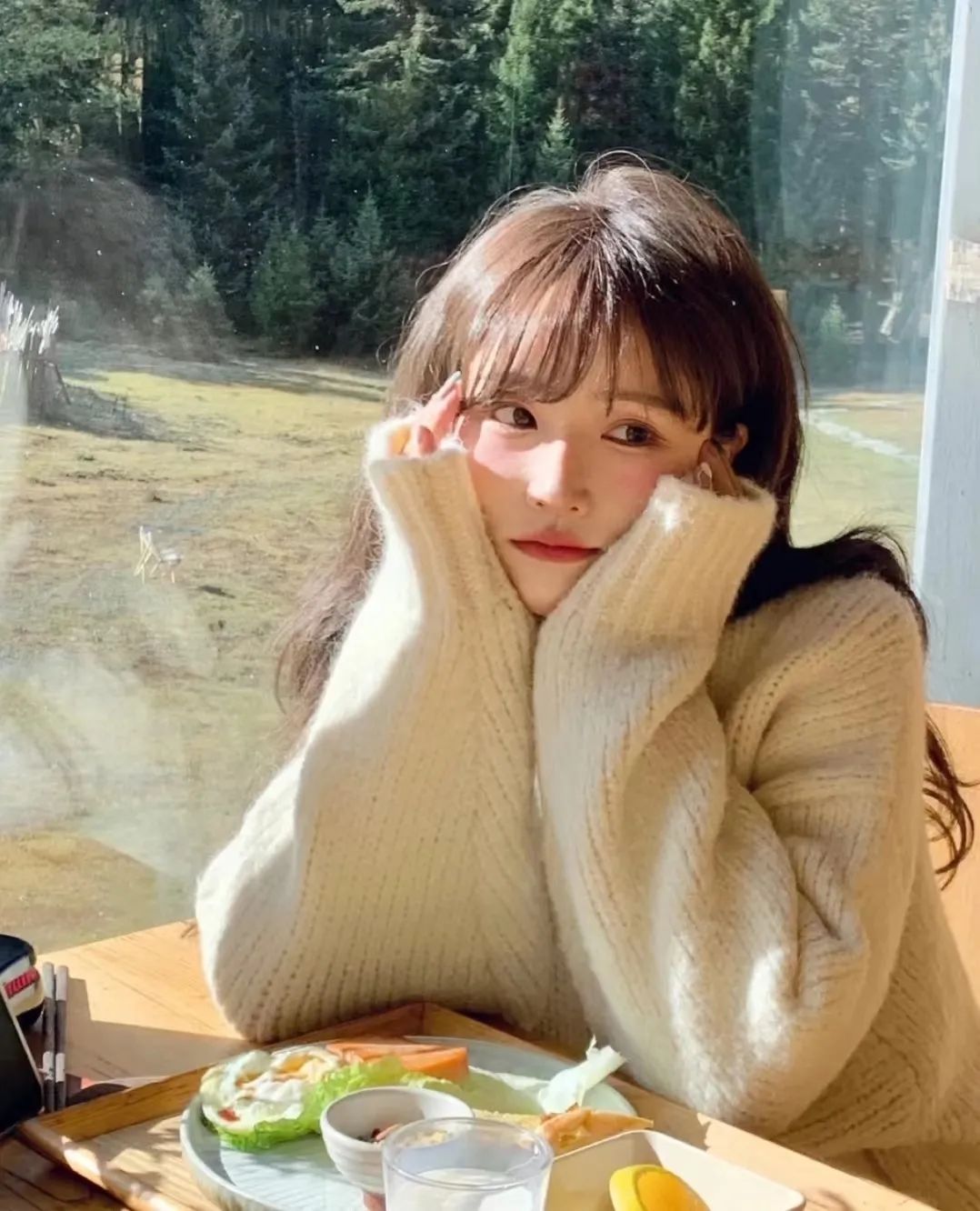 松弛感女生都有哪些特征,女生的松弛感是如何养成的