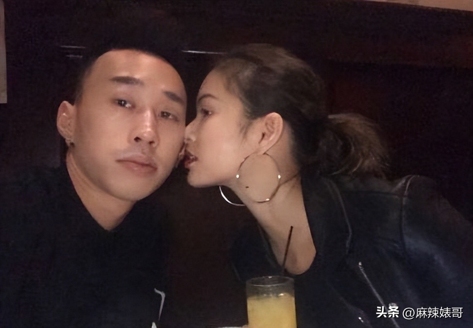 网红Naomi这3000字的小作文看得我脸红，没有羞耻心是真可怕啊