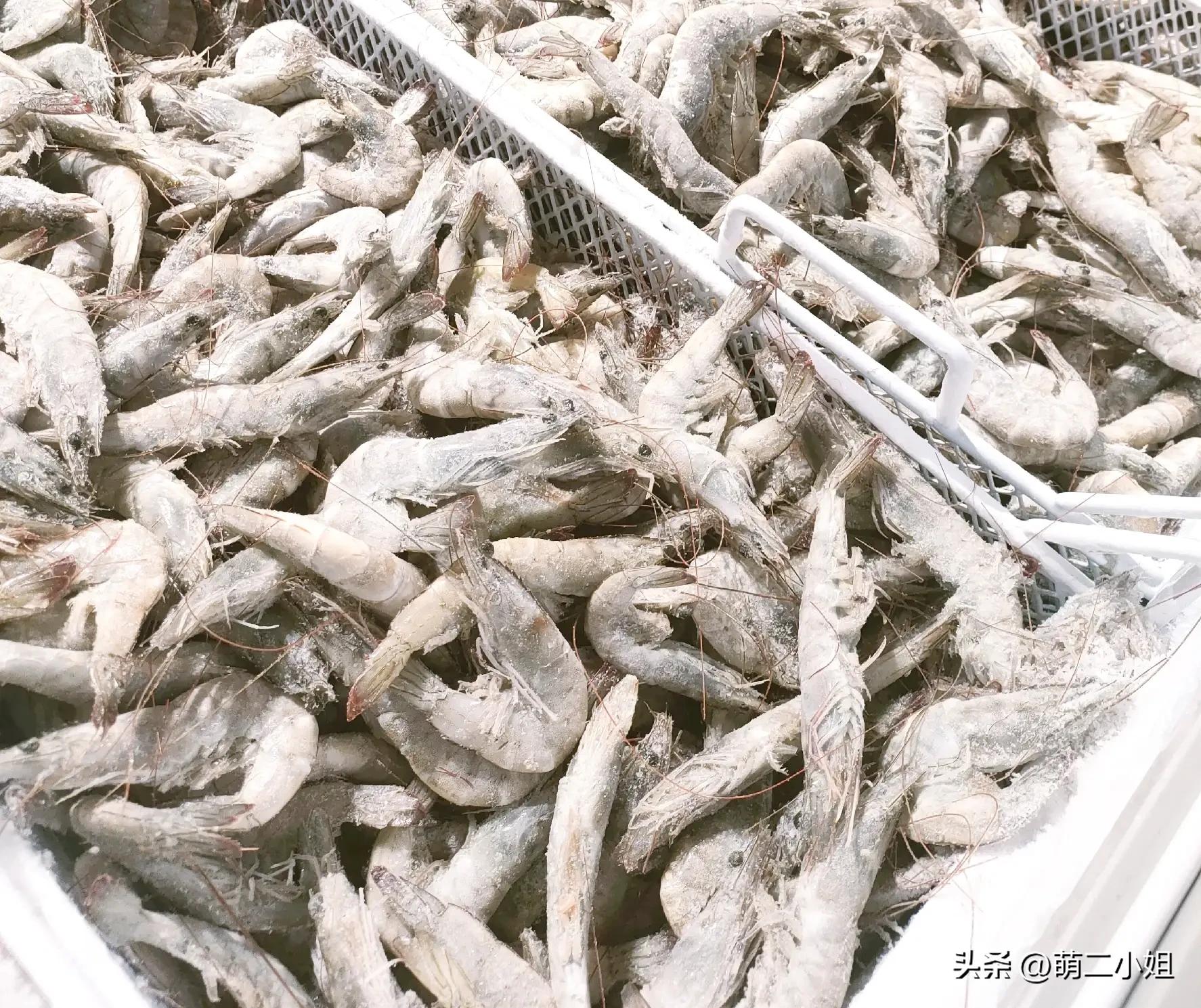 老公说同学来吃饭，给1000元我买菜。心想不是啥贵宾，结果花400