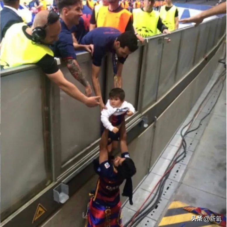 梅西年轻的时候有多调皮,17岁的梅西到25岁的梅西