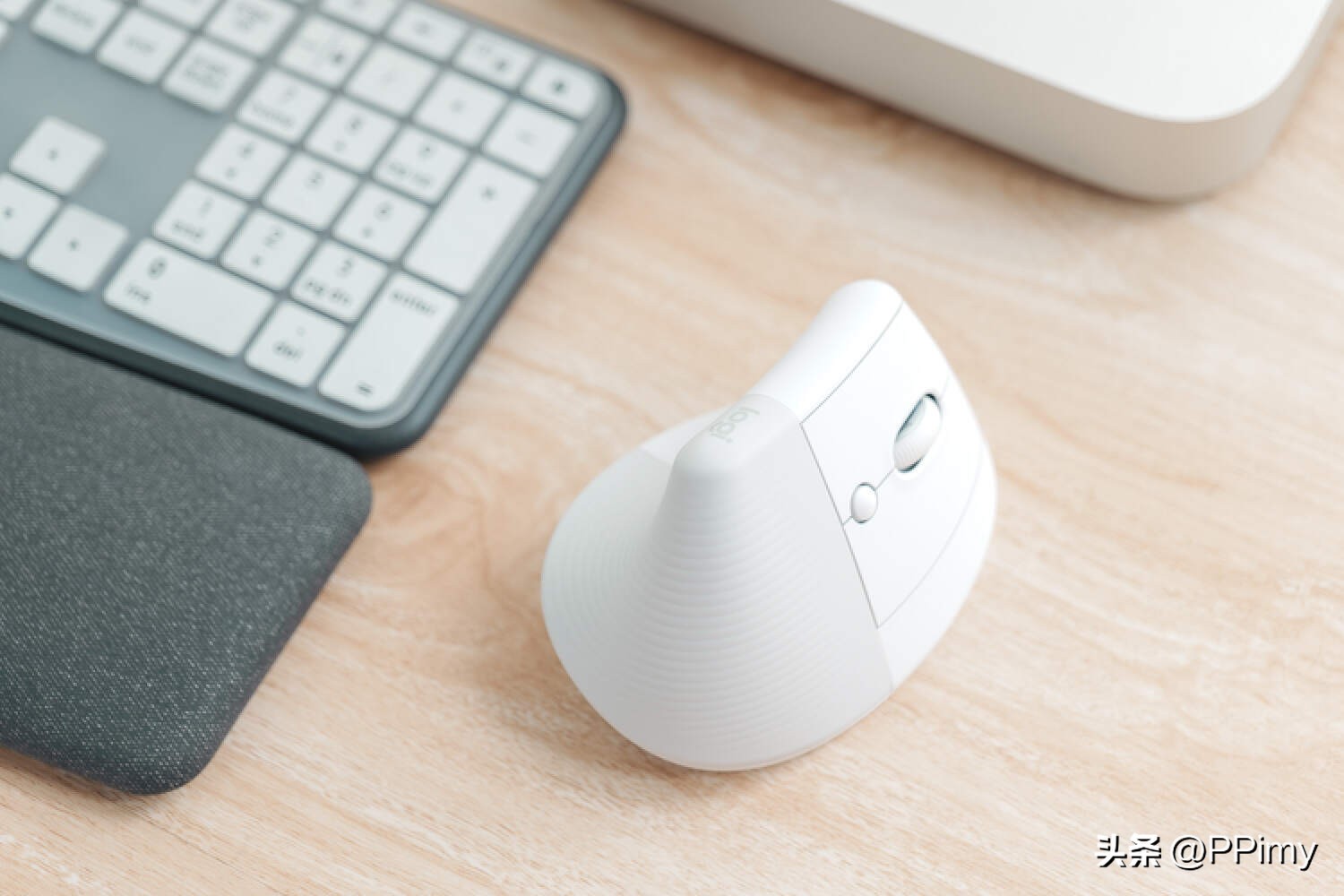 罗技lift垂直人体工程学鼠标测评,鼠标罗技办公无线