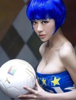 各国足球拉拉队美女服装,女足球拉拉队图片