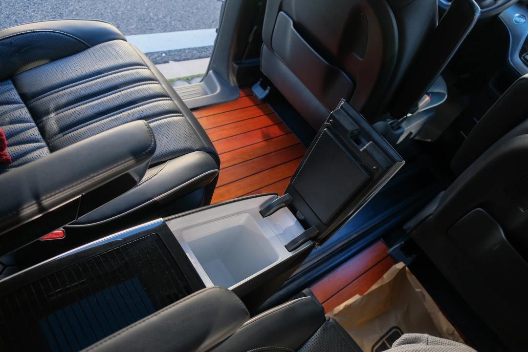 有着“越级能力”的国货MPV，会是你的菜吗？——二手荣威iMAX8