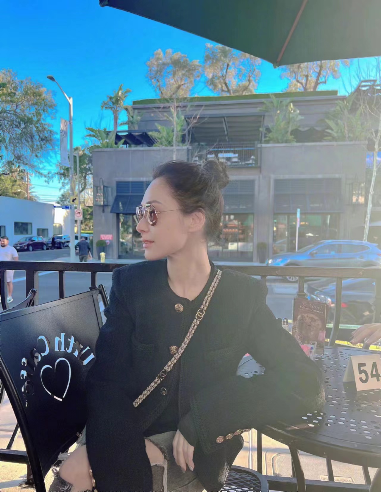 阿娇同款穿搭,41岁阿娇戴帽子近期穿搭